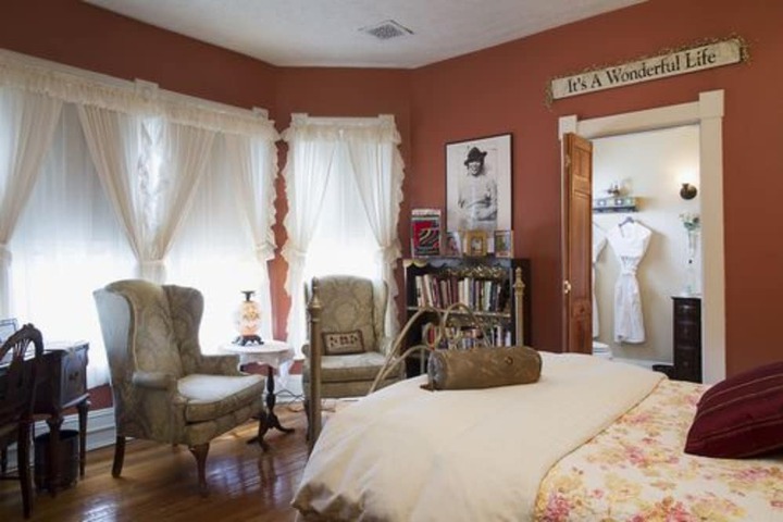 Room 15 of 27