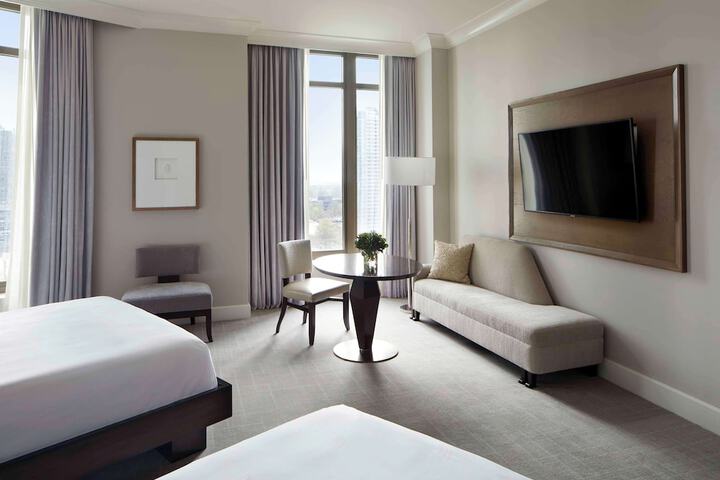 Room 27 of 126