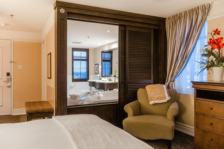 Le St-Martin Hotel & Suites Laval