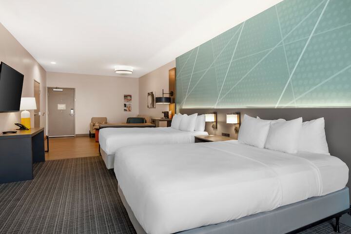 Comfort Suites Richmond East