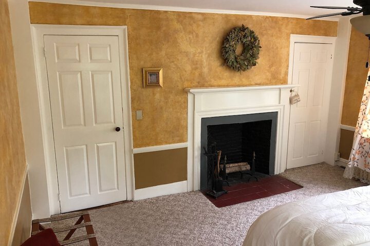 Room 17 of 50
