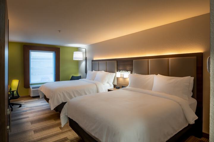 Room 35 of 64
