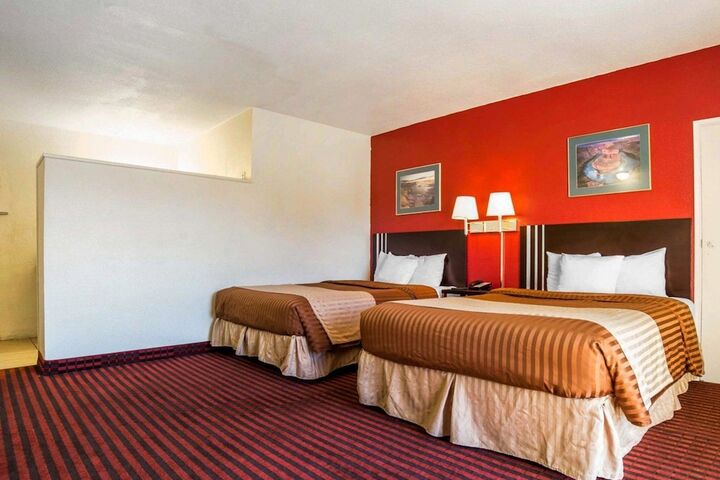 Room 19 of 36