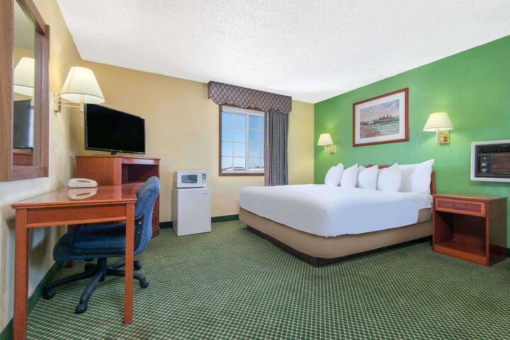 Room 13 of 15