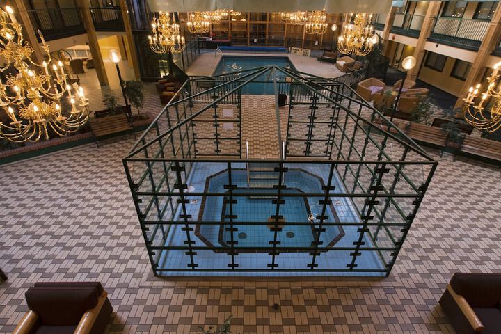 Pool 2 of 61