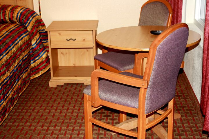 Room 33 of 56