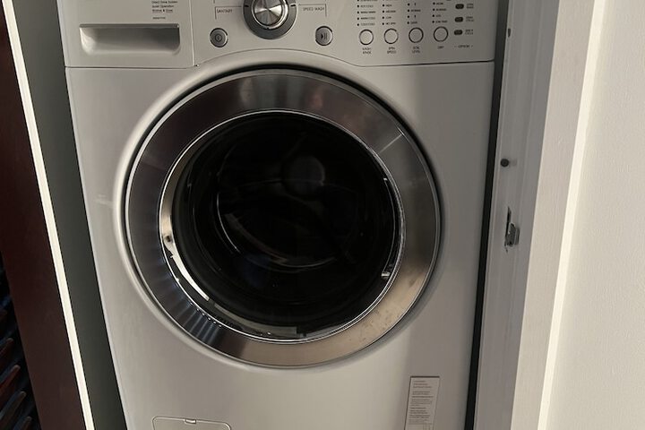 Laundry 74 of 77