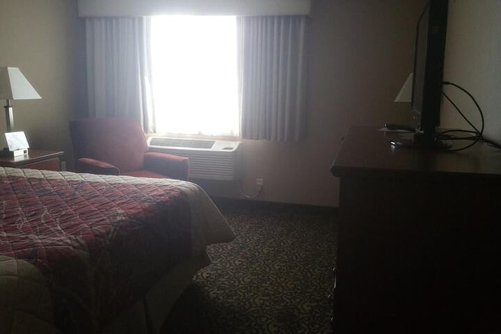 Room 22 of 37