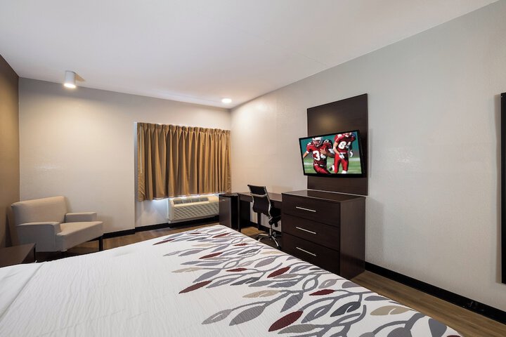 Room 17 of 35