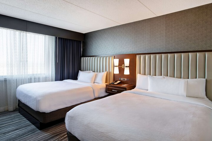 Room 34 of 90
