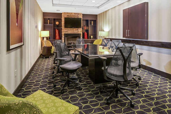 Hampton Inn & Suites Tulsa / Catoosa