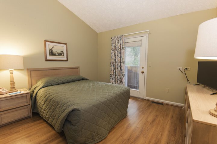 Room 48 of 121