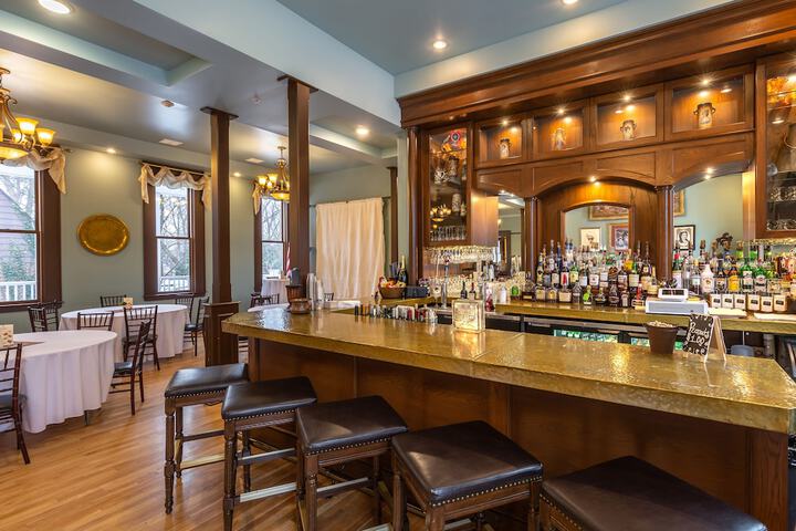 Steele Mansion