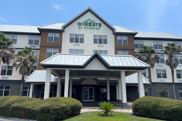 Hotel 2 of 18