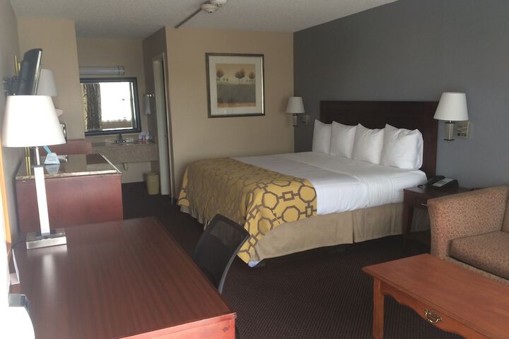 Room 11 of 20