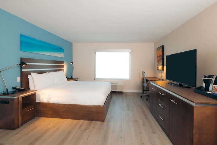 Room 16 of 52
