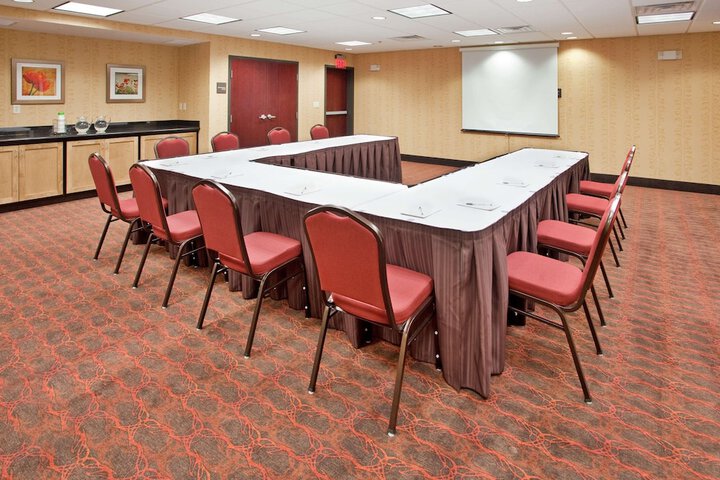 Hampton Inn & Suites Dickinson