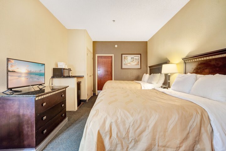 Room 13 of 29