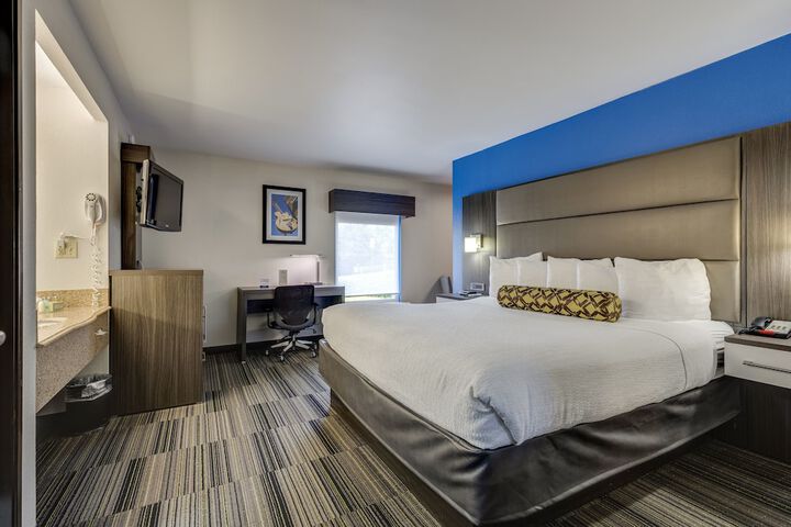Room 38 of 59