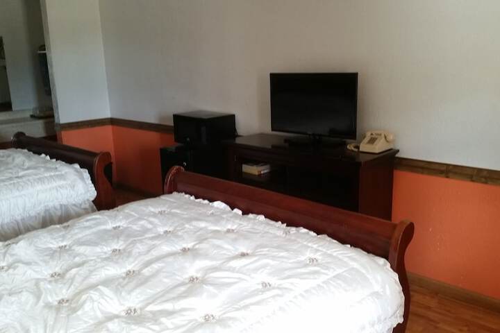 Room 13 of 17