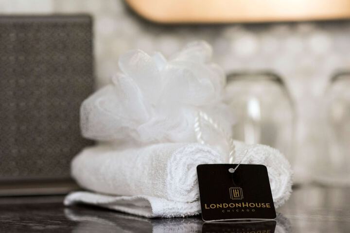 LondonHouse Chicago Curio Collection by Hilton