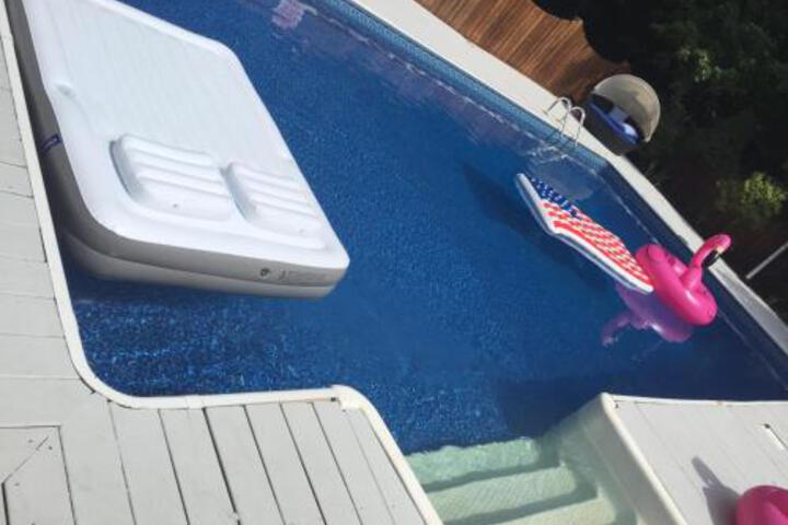 Heated Pool in Prime Woodstock