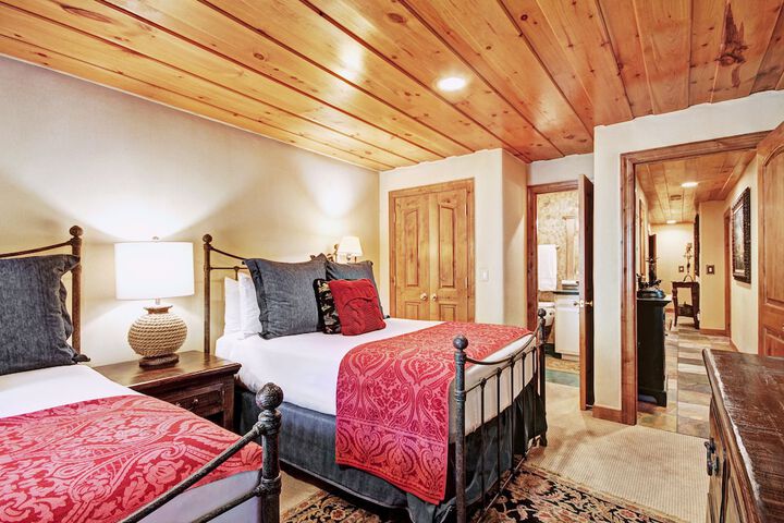 The Lodge at Vail a RockResort by Vail Resorts