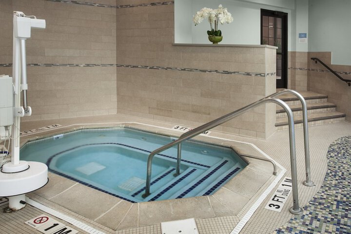 Crowne Plaza Lansing by IHG