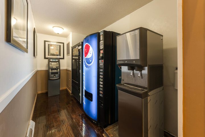 Quality Inn & Suites Portage Central
