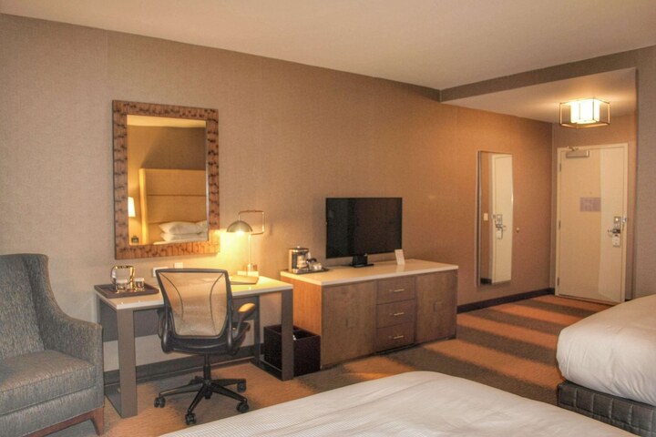 Room 32 of 88