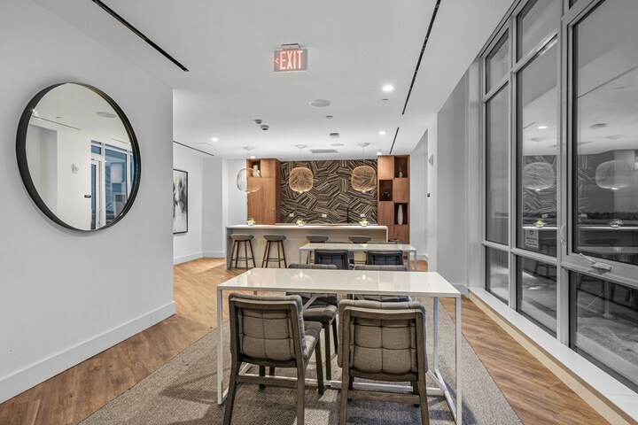 Global Luxury Suites White Plains