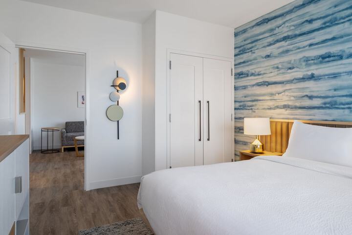 Room 22 of 40