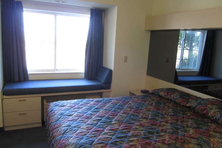 Americas Best Value Inn & Suites Maryville