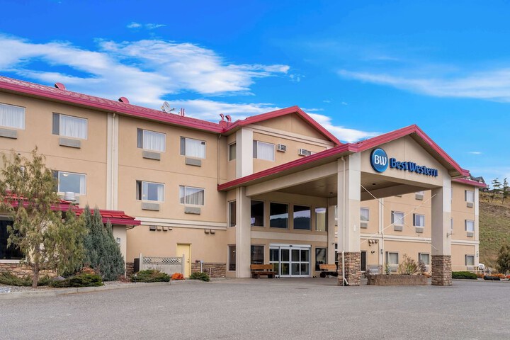 Hotel 3 of 50