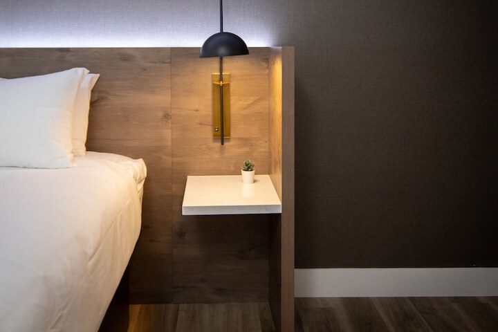 Room 33 of 43