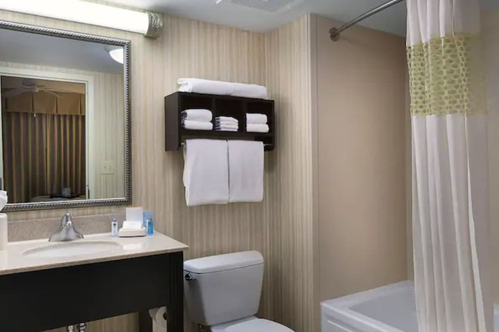 Room 35 of 88