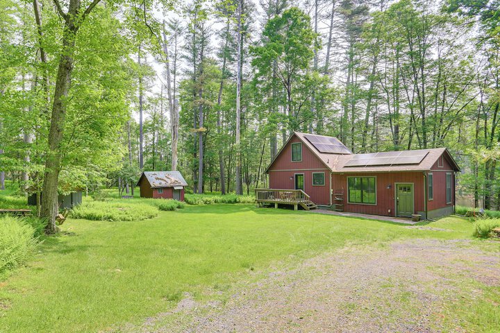 Waterfront Studio w / Loft & Dock Near Narrowsburg!
