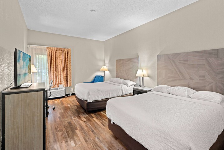 Room 15 of 22