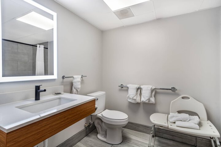 Country Inn & Suites by Radisson Shelby, NC