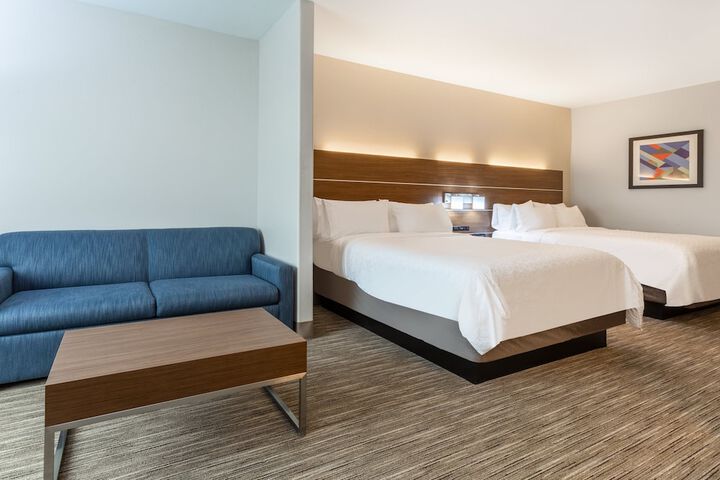 Room 16 of 42
