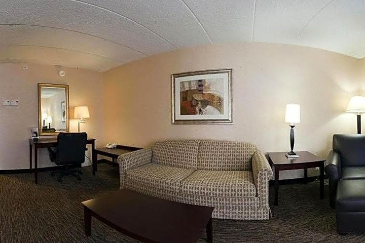 Holiday Inn Express Seaford-Route 13