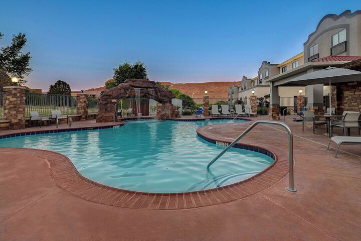 Pool 20 of 88