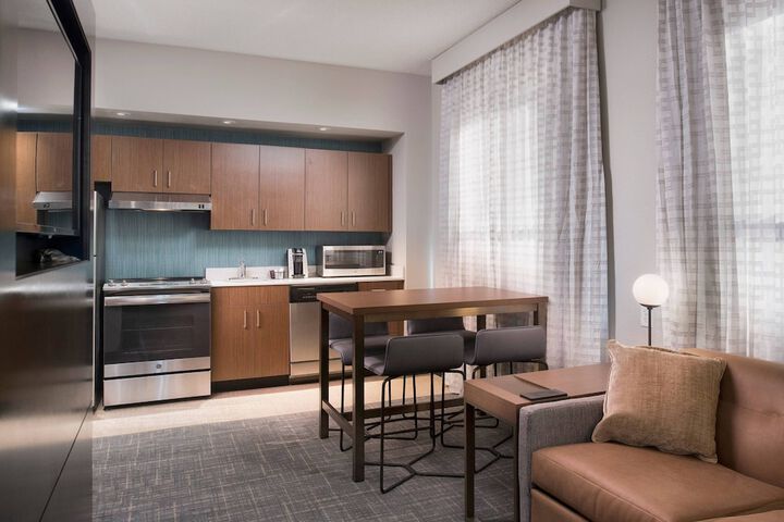 Room 17 of 29