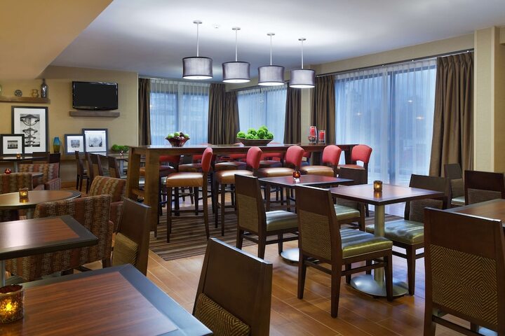 Hotel Interior 6 of 31