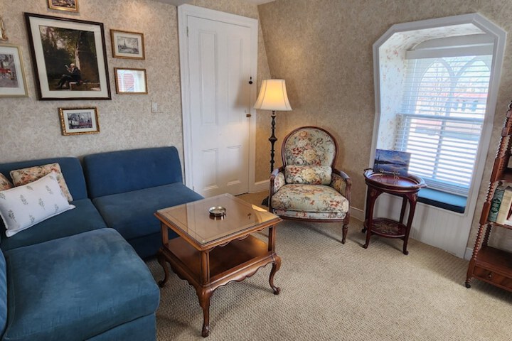 Room 27 of 50