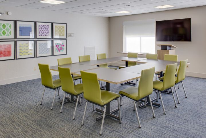 Holiday Inn Express & Suites Chickasha by IHG