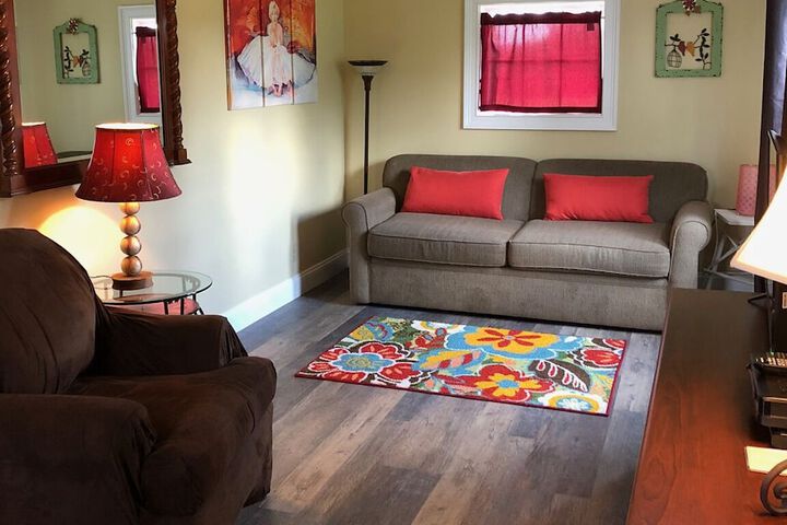 Room 18 of 34