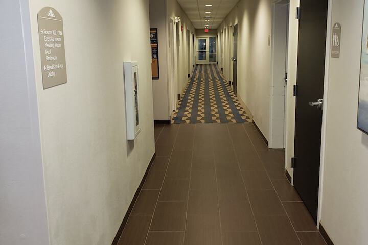 Ballroom/Hall 62 of 69