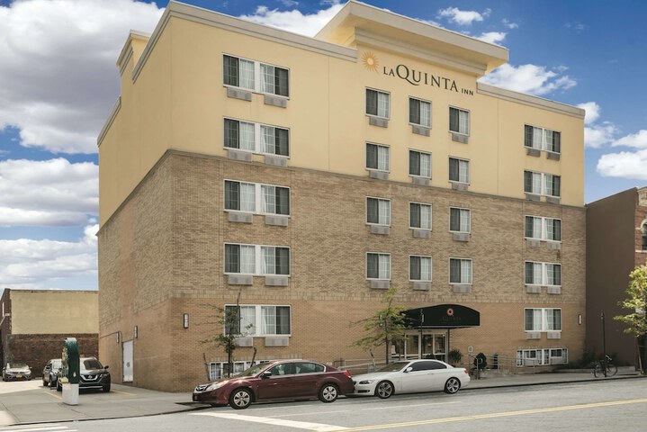 Hotel 2 of 29