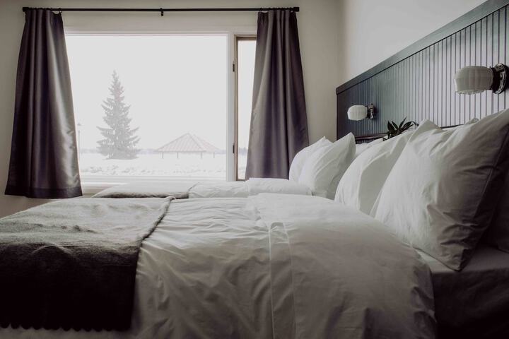 The Bayview Motel - Fort Frances ON - Lakeside Motel